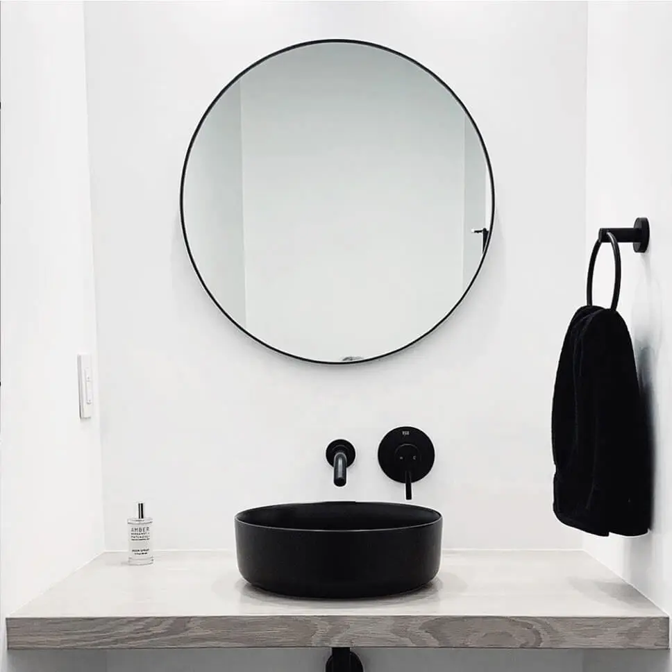 LAM-106 Traditional Round Bathroom Mirror